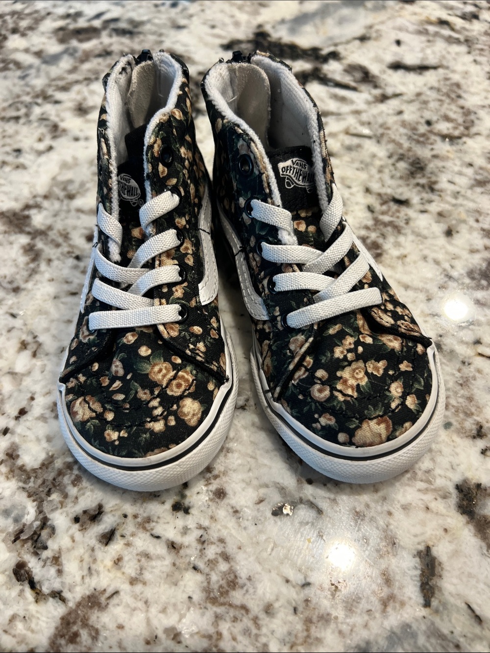 Vans Kids High-Top Floral Sneakers - Black with Cream Flowers